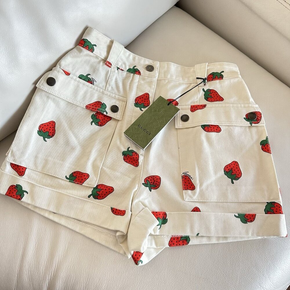 NWT GUCCI Shorts Cotton Twill Strawberry Sz 26 100% Authentic Women’s - Picture 12 of 14